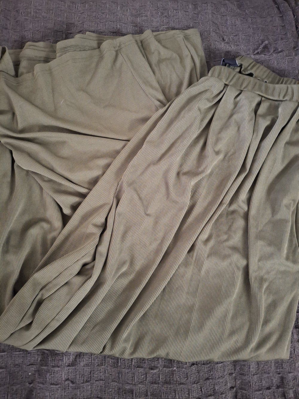 Cider Olive Extra Wide-Leg Pants